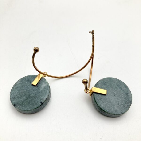 ring earrings in round marble shape-orchestra