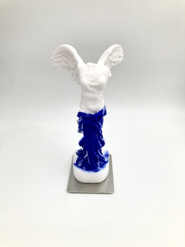 nike of samothrace
